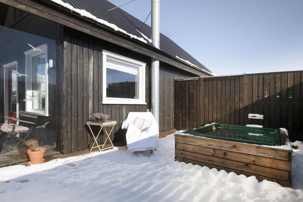 Cabins With Hot Tubs In Iceland Are The Way To Stay